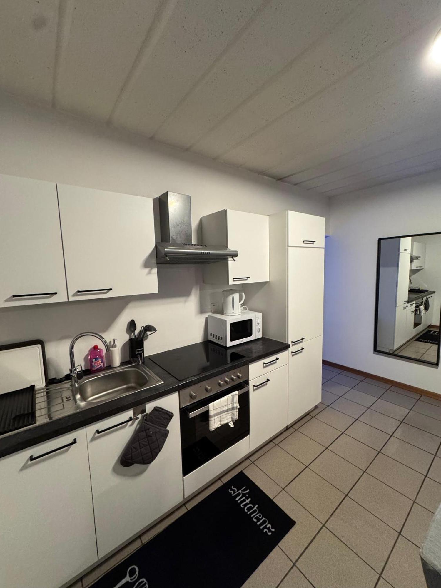 Appartement De Luxe Entierement Renove - Proche Aeroport De Bruxelles, Quartier Chic Bagian luar foto